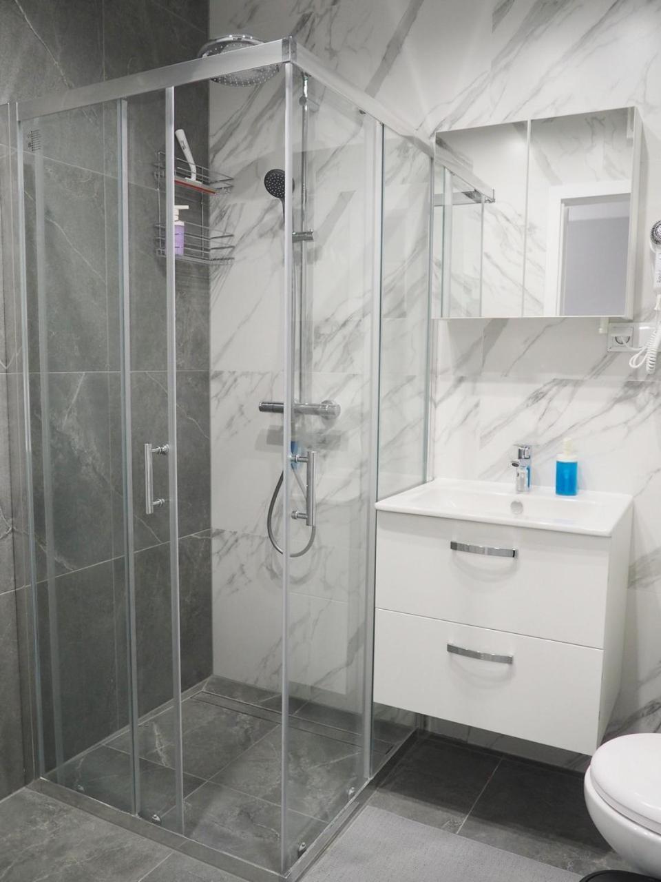 Sunapart A 182 วอร์ซอ ภายนอก รูปภาพ