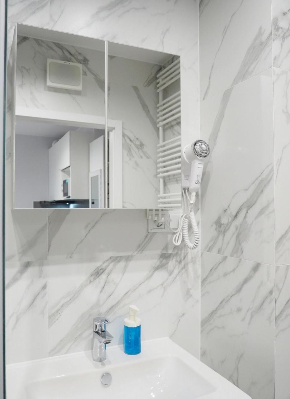 Sunapart A 182 วอร์ซอ ภายนอก รูปภาพ